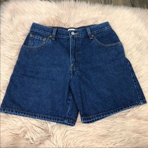 550 Levi’s mom jean shorts.